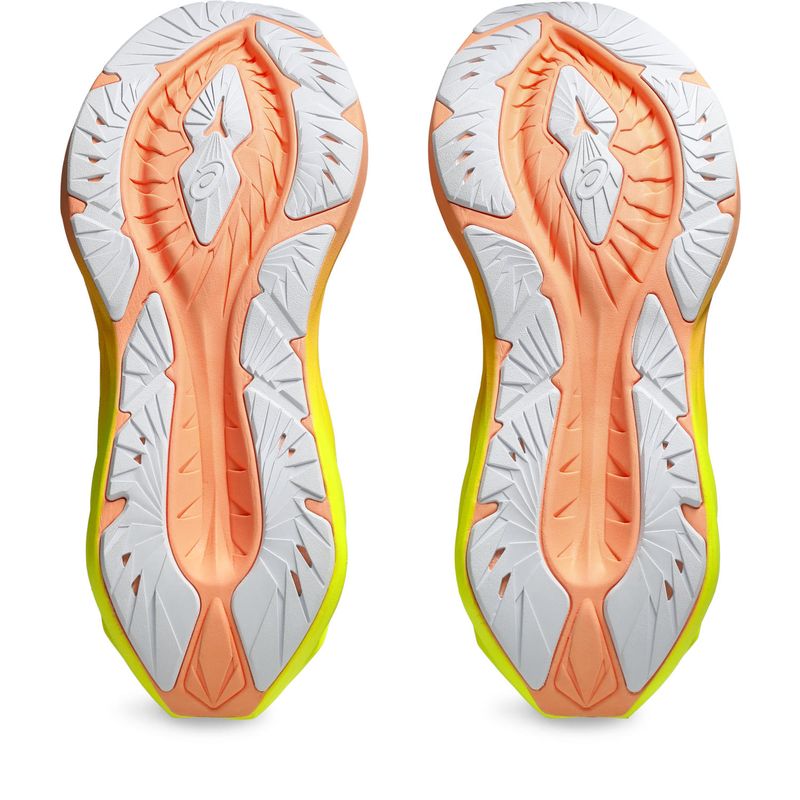 Zapatillas-ASICS-Novablast-4-Paris