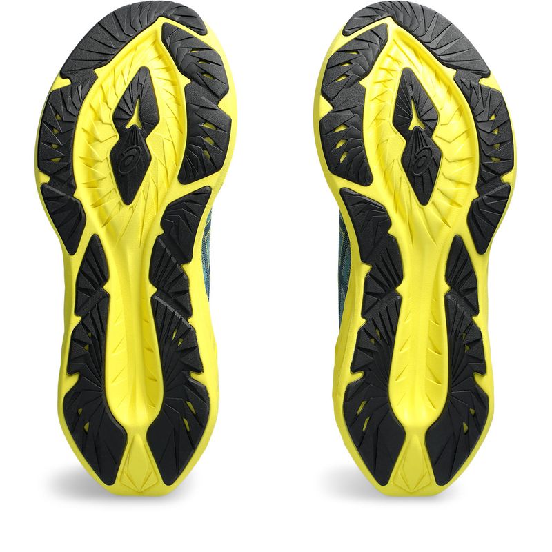 Zapatillas-ASICS-Novablast-4